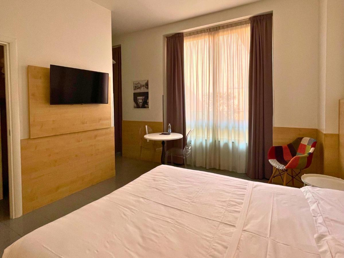 Navigli Suites Милано Екстериор снимка