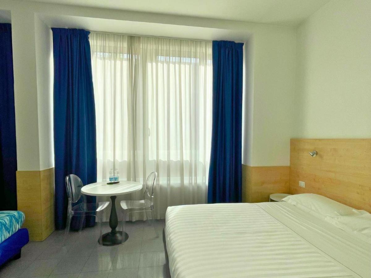 Navigli Suites Милано Екстериор снимка