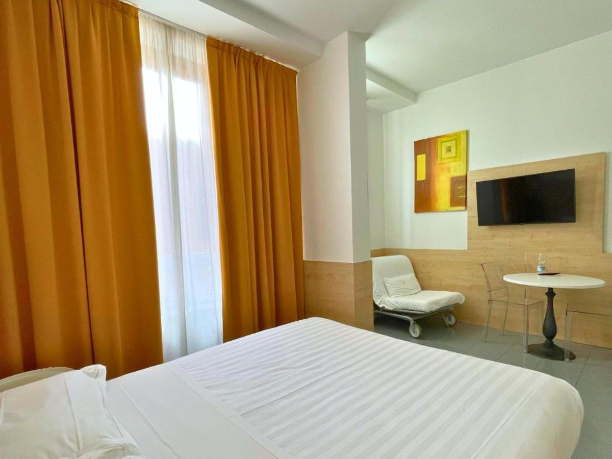 Navigli Suites Милано Екстериор снимка